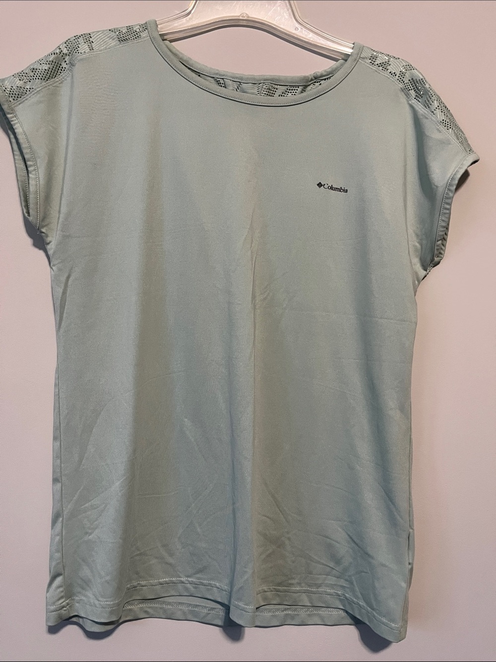 Columbia Women's Mint Green Short Sleeve Performance Tee with Lace Shoulders